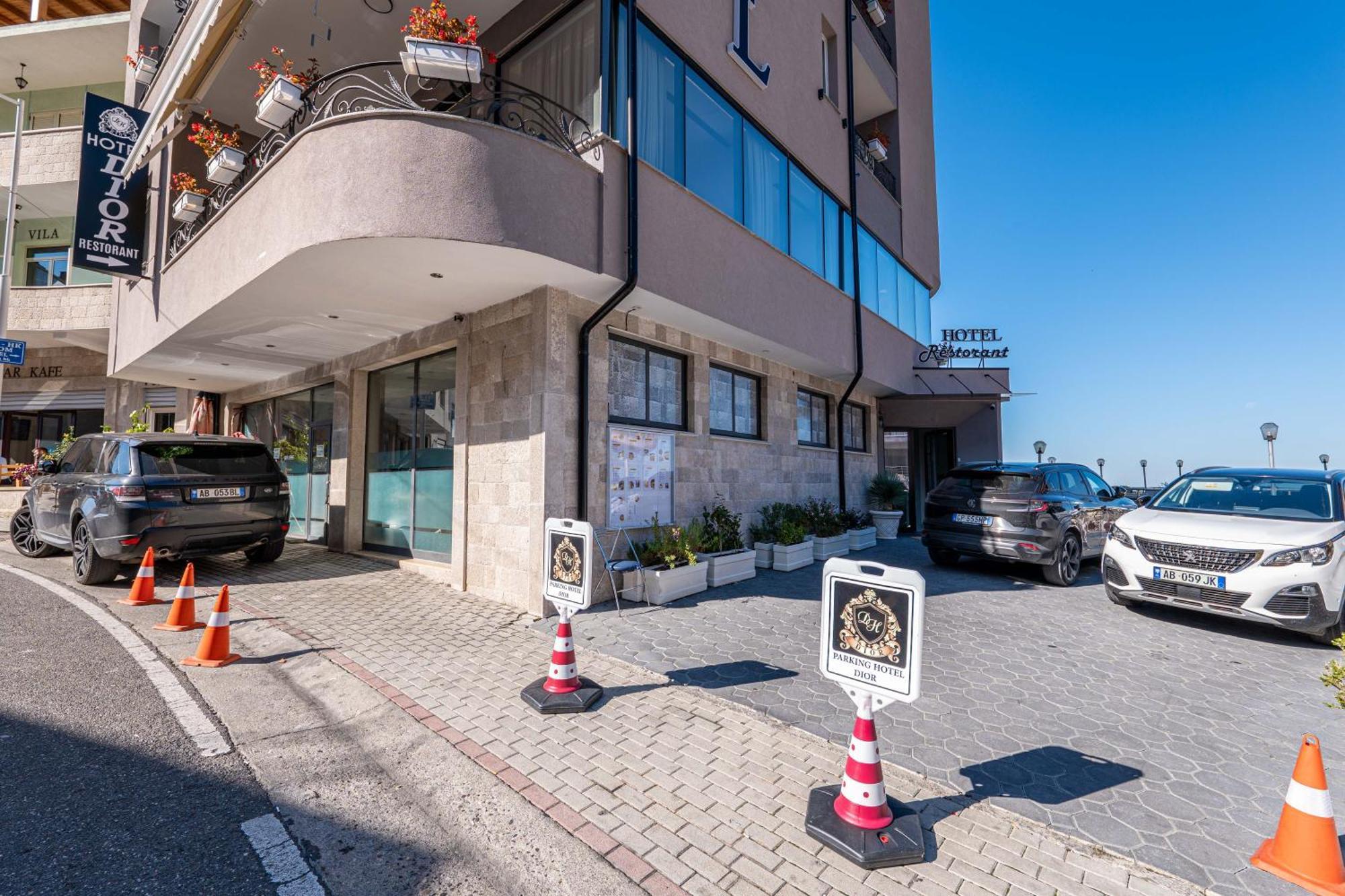 Hotel Dior Krujë Exterior foto